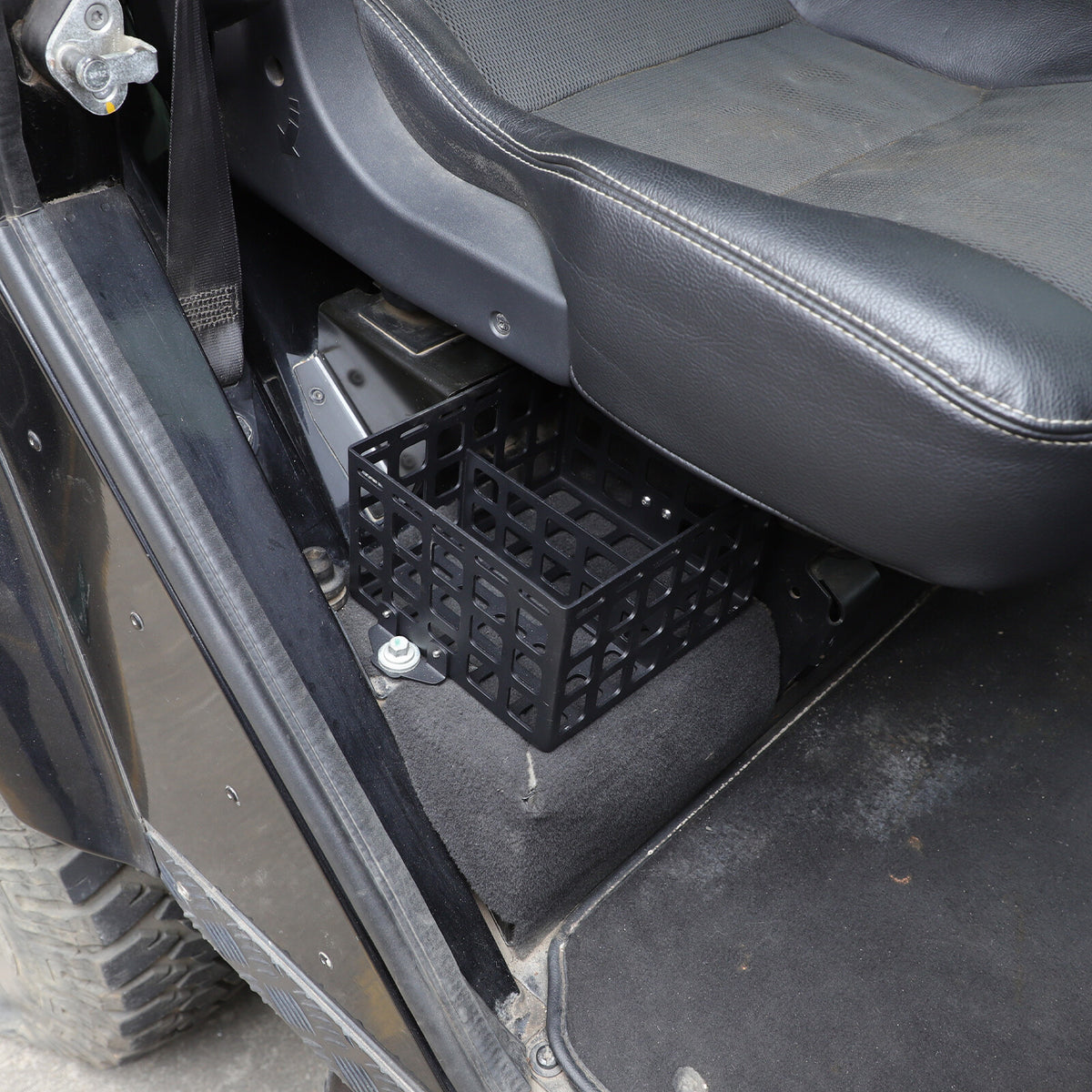 Alloy Second Row Seat Side Storage Basket Tray For LR Defender L316 2004-2018 16