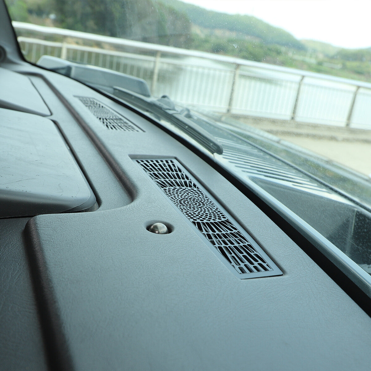 Stainless Steel Black Dashboard Air Vent Outlet Cover Trim For Hummer H2 2003-07 6