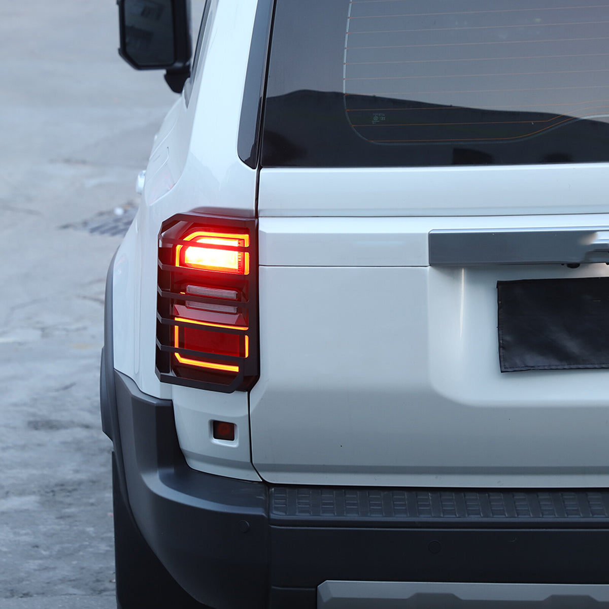 Black Alloy Rear Tail light lamp Cover trimFor Toyota Land Cruiser LC250 24+ 23