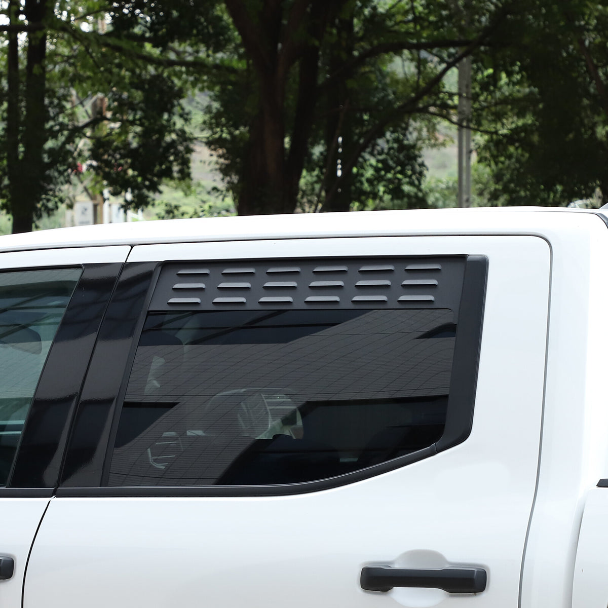 Black Alloy Wagon 2nd Row Door Window Vents Screen For Toyota Tundra 2022-23 US 7