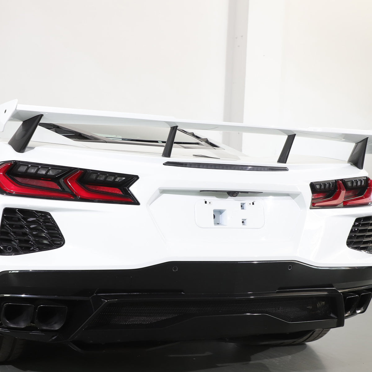 Matte Black ABS Reverse Light Protection Grille Trim For Corvette C8 20+ US 17