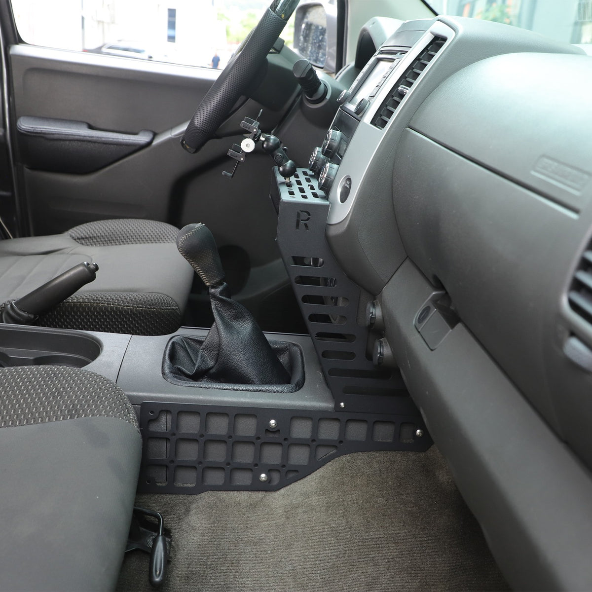 Off-Road Center Multi-Function Extension Platform For Nissan Frontier 2009-2017 12