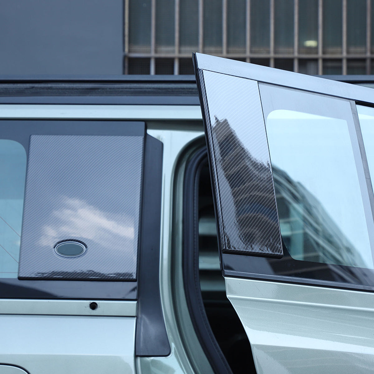 ABS Carbon fiber Rear Side Window Cover Panel Trim For LAND ROVER DEFENDER 20-24 5