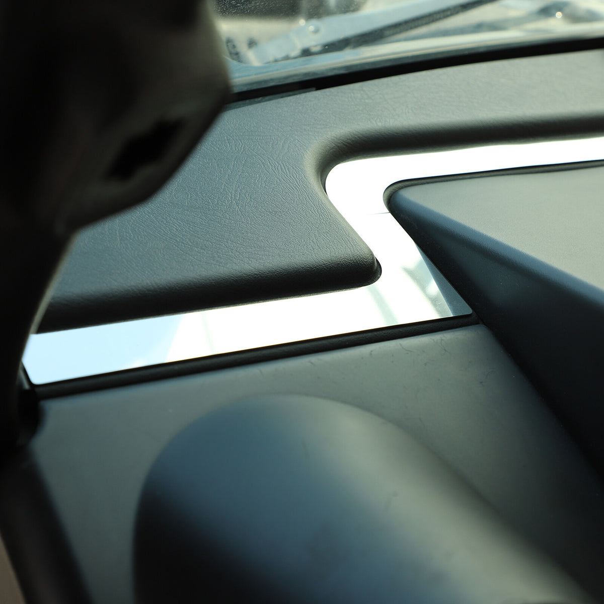 Silver Steel Dashboard Recess Trim Interior Kit fit For Hummer H2 2003-2007 US 2