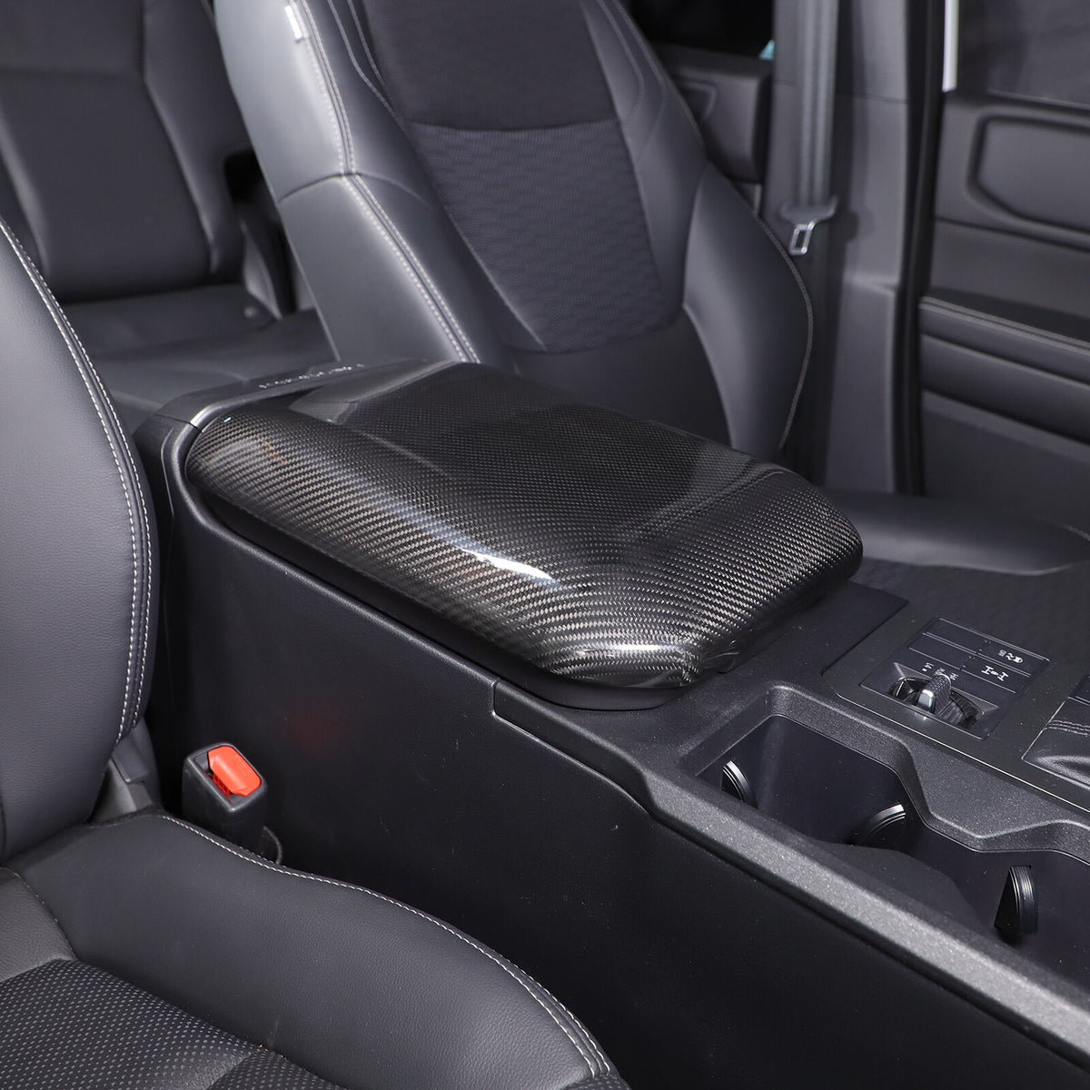 Real Carbon Fiber Center Armrest Box Trim For Toyota Land Cruiser LC250 24+ 19