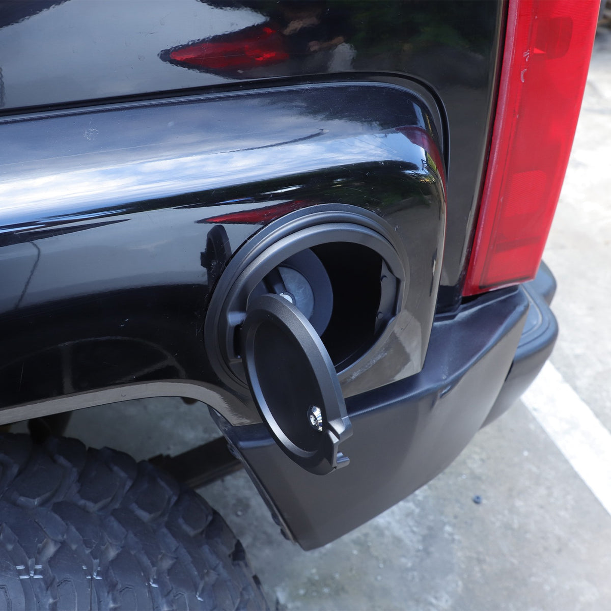 ABS+Aluminum Fuel Tank Lock Cover Trim Cap For Hummer H3 2005-2009 11