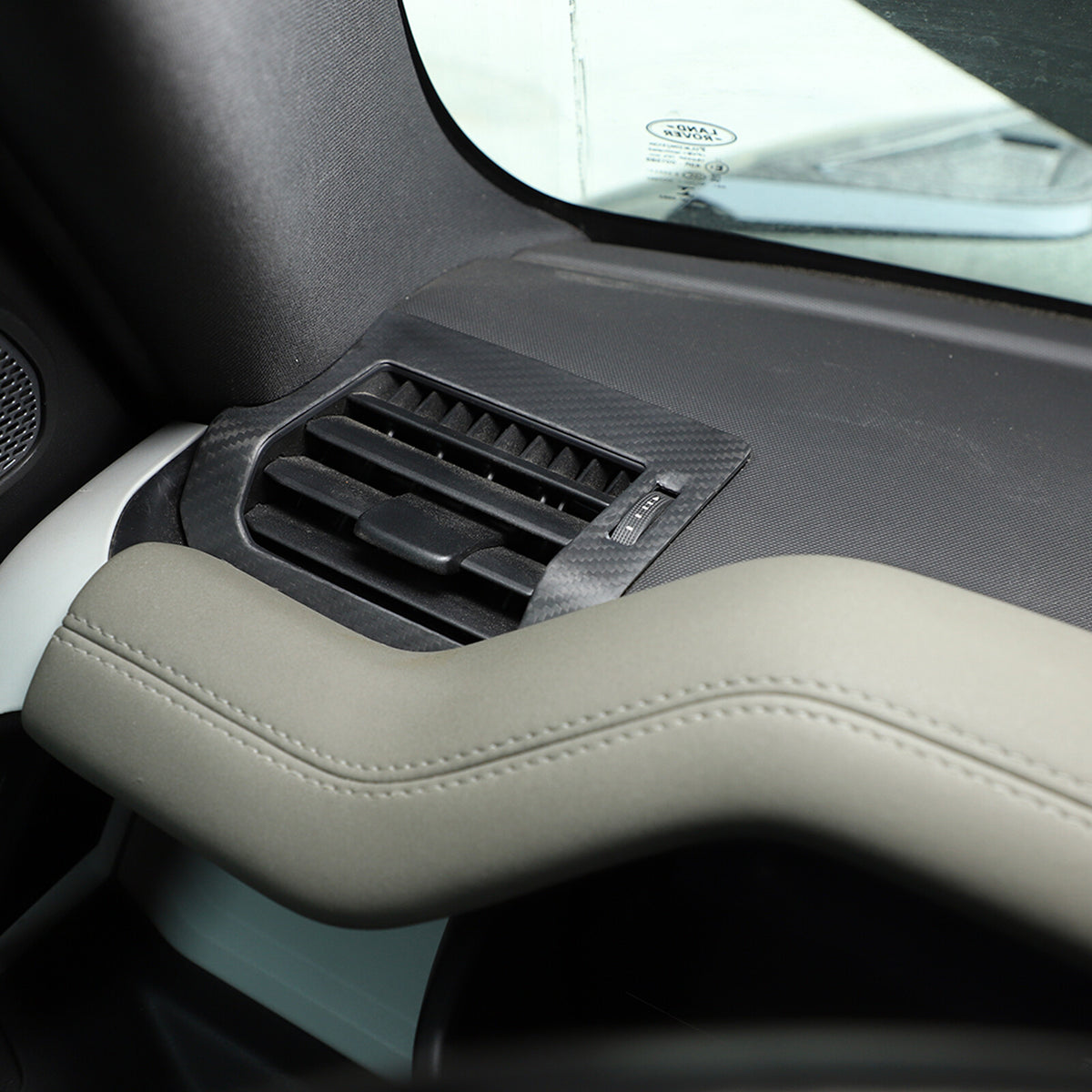 Matte Carbon Fiber Side Air Vent Outlet Panel Cover For LR Defender 2020-2024 9