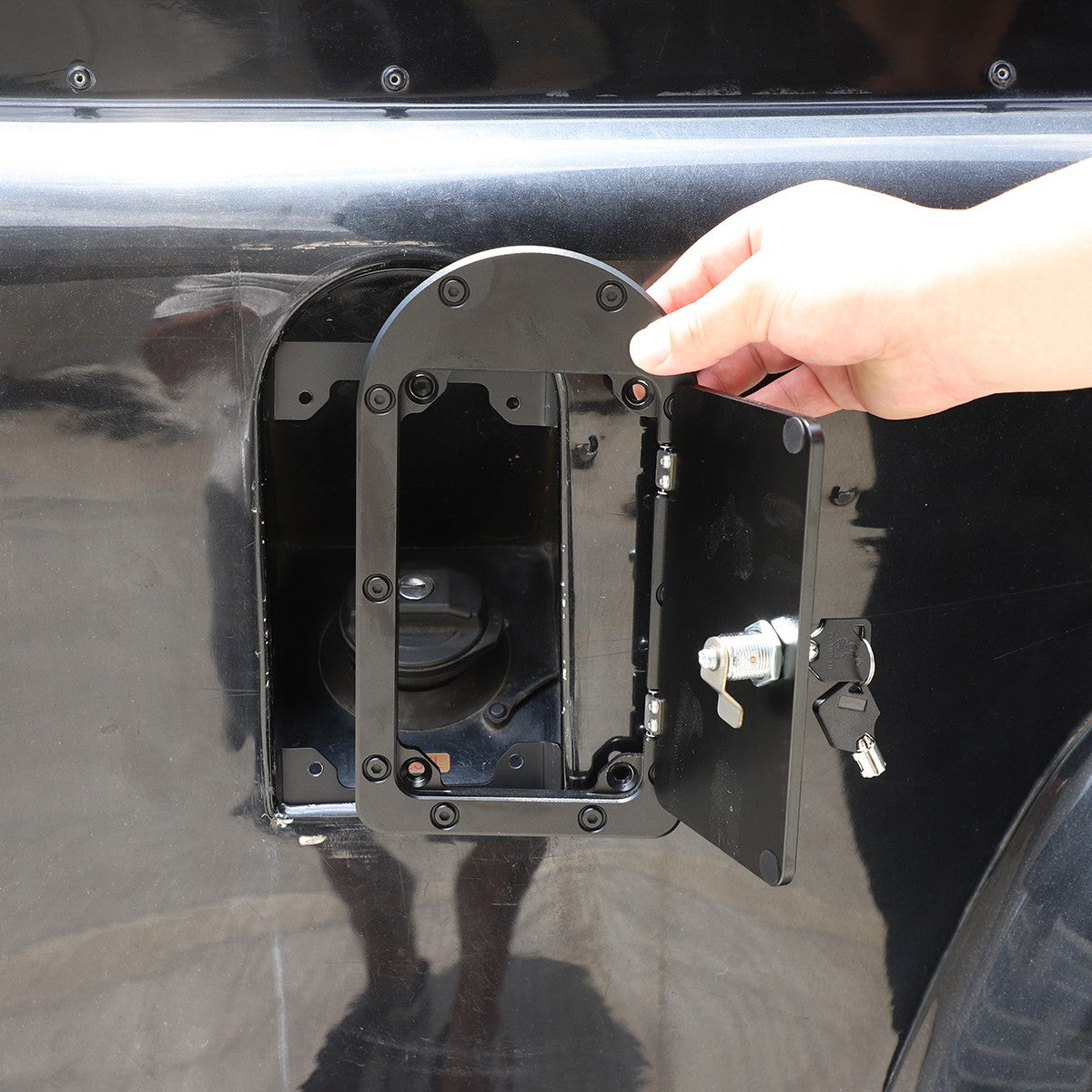 Locking Fuel Door Gas Tank Cap Cover Lock Key For LR Defender 90 110 2004-19 3
