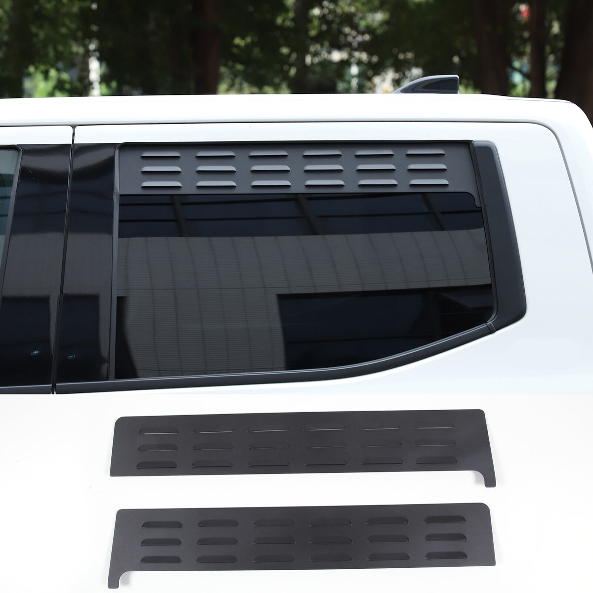 Black Alloy Wagon 2nd Row Door Window Vents Screen For Toyota Tundra 2022-23 US 2