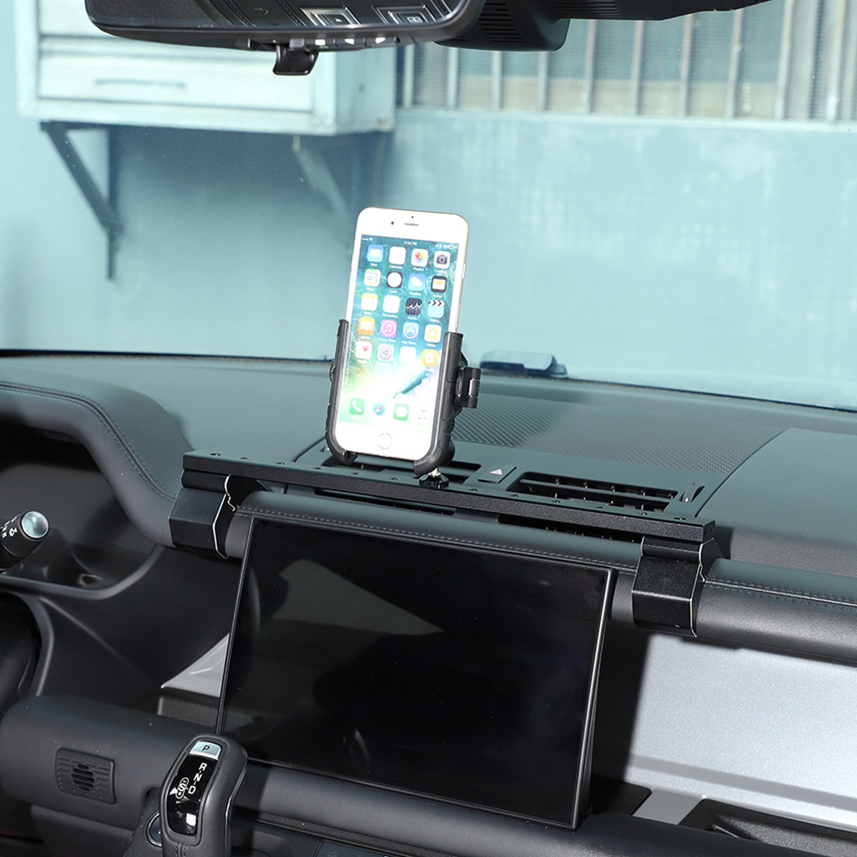 Multi-Functional Center Phone Holder Bracket For Land Rover Defender L663 20-23 17