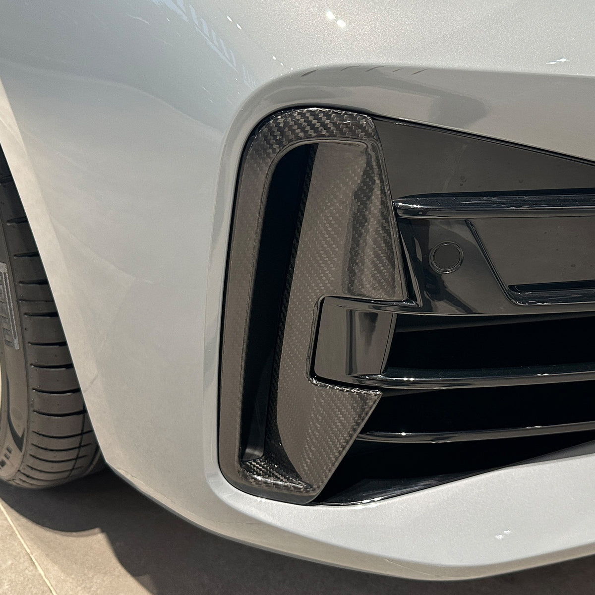 Real Carbon Fiber Front Fog Light Trim For BMW BMW 4 Series G22 Coupe 22+ US 3