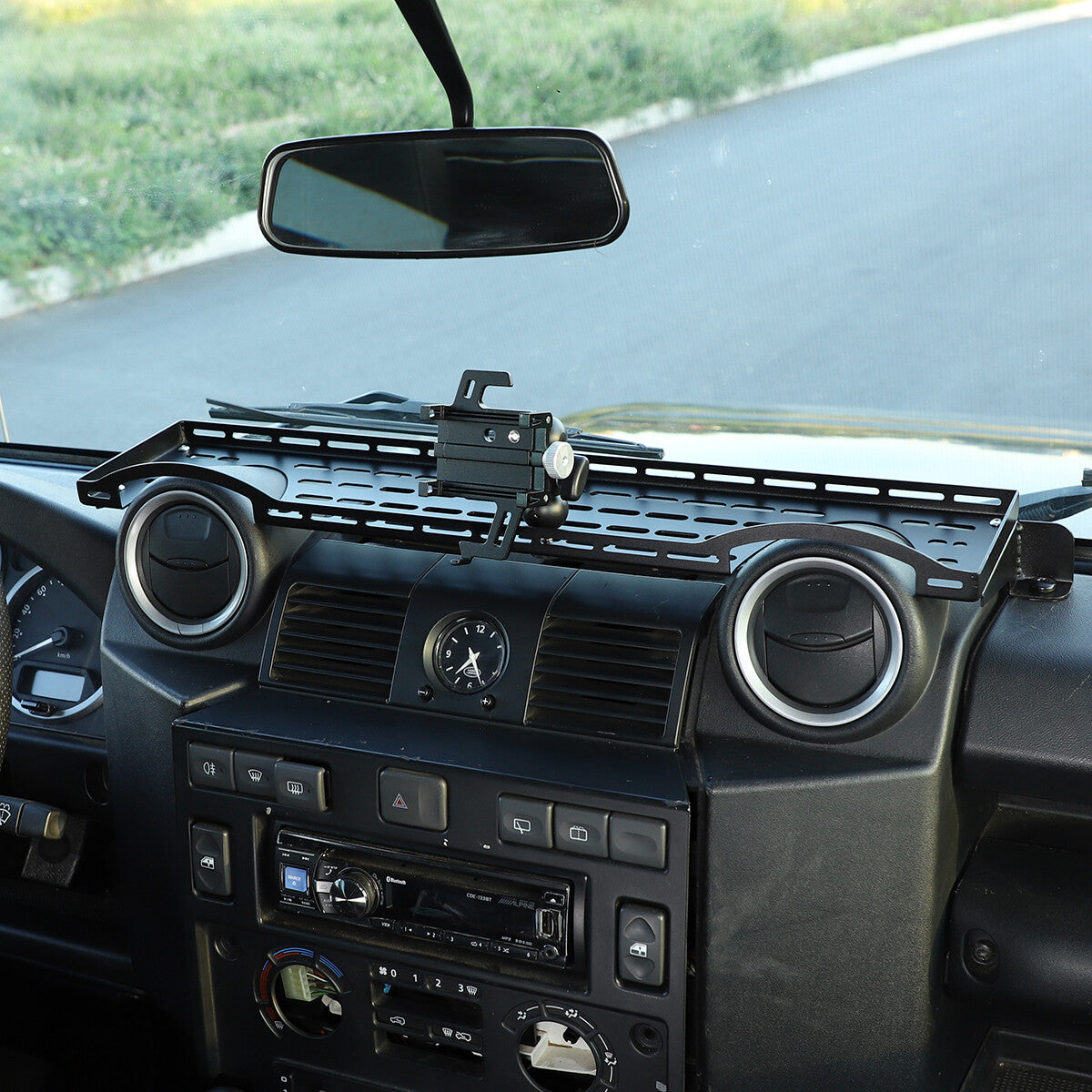 Front Dashboard Tray Storage Box with Phone holder For Land Rover Defender 04-19 9