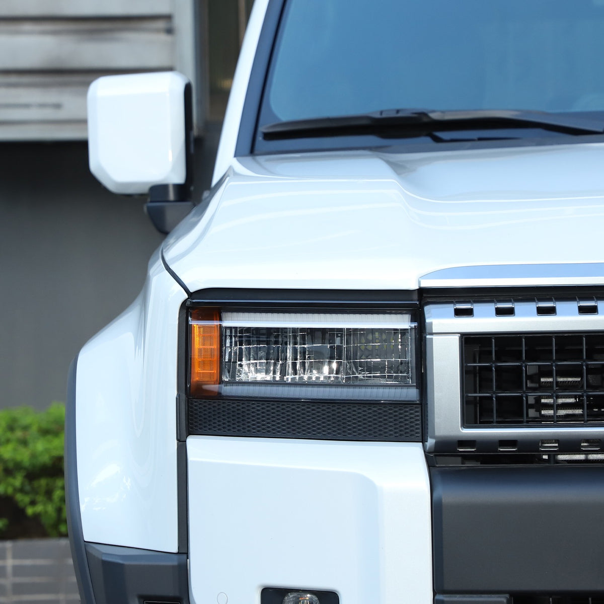 Glossy Piano Black Front Headlight Eyebrow Trim For Toyota Prado LC250 2024+ US 17