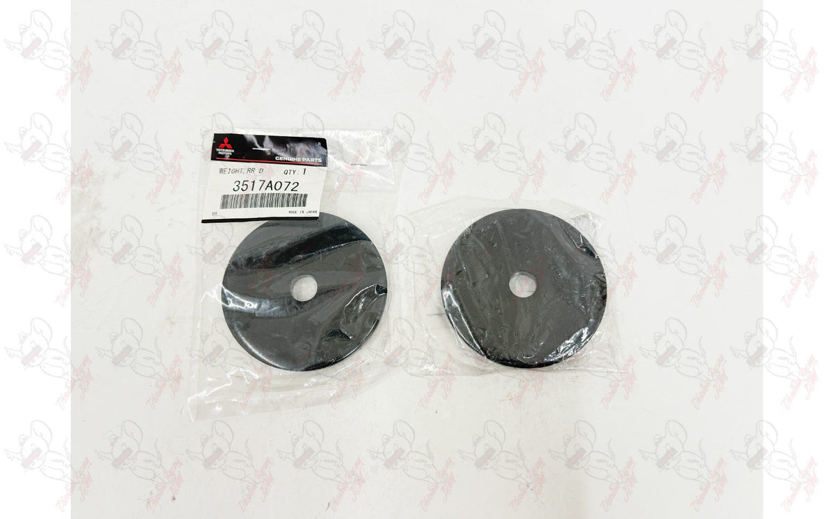 Mitsubishi OEM Rear differential bracket Left & Right Set 3517A073 3517A074 9