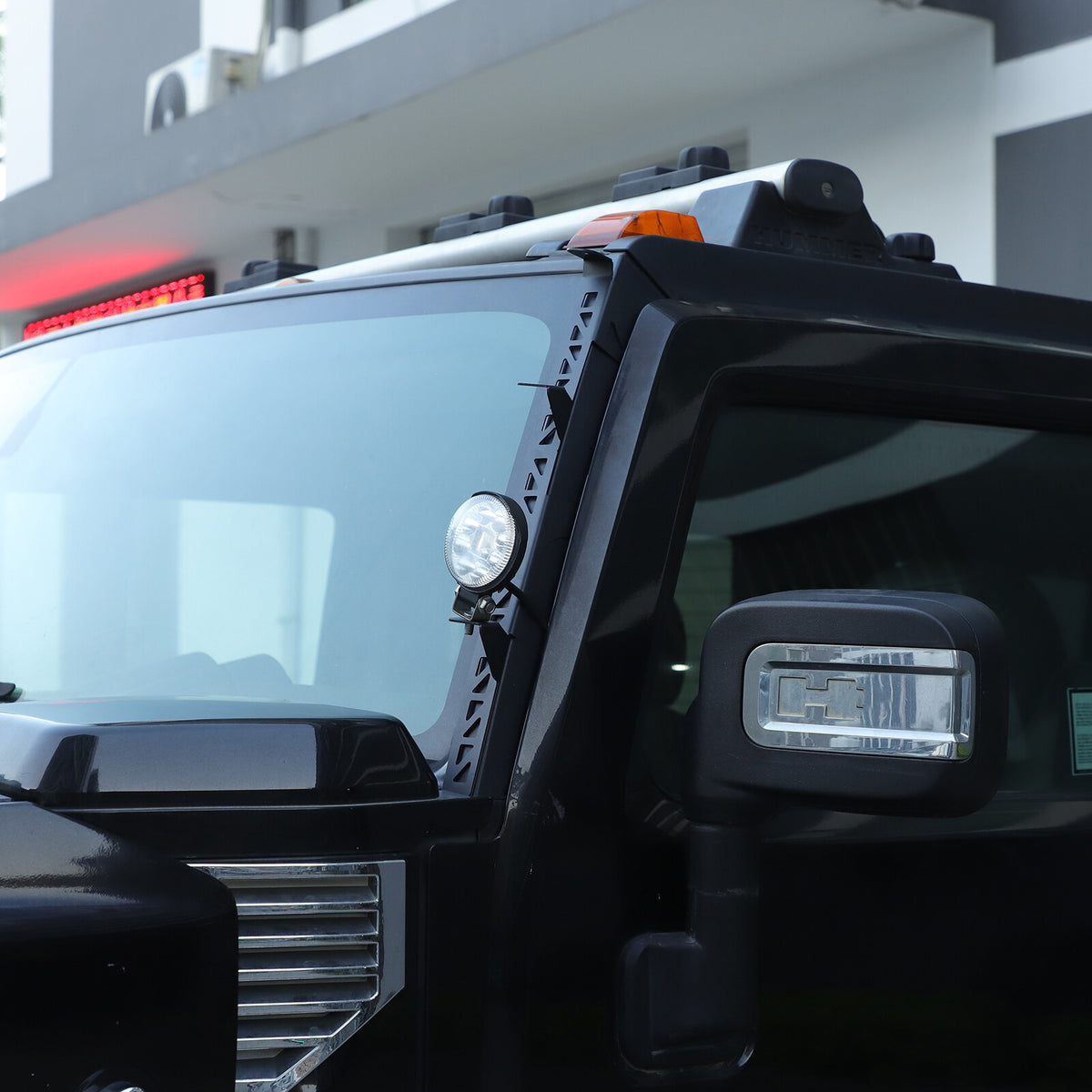 Carbon Steel A-Pillar LED Light Bar Mount Bracket For Hummer H2 2003-2009 2