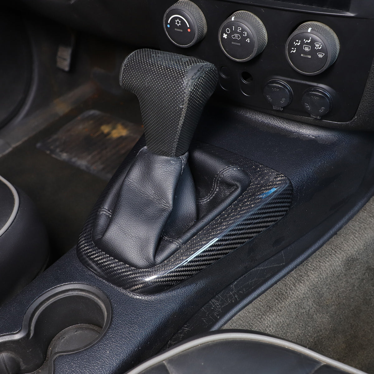Real Carbon Fiber Center Console Gear Shift Panel Cover For Hummer H3 2005-2009 10