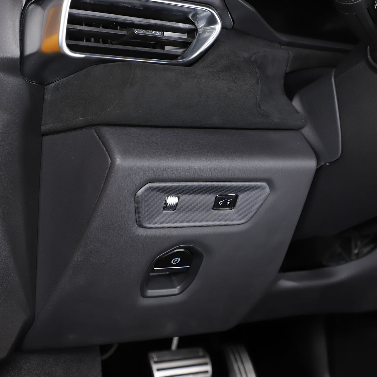 Matte Real Carbon Rear Door Tailgate Switch Cover Trim For Lotus EMIRA 2021-2025 13