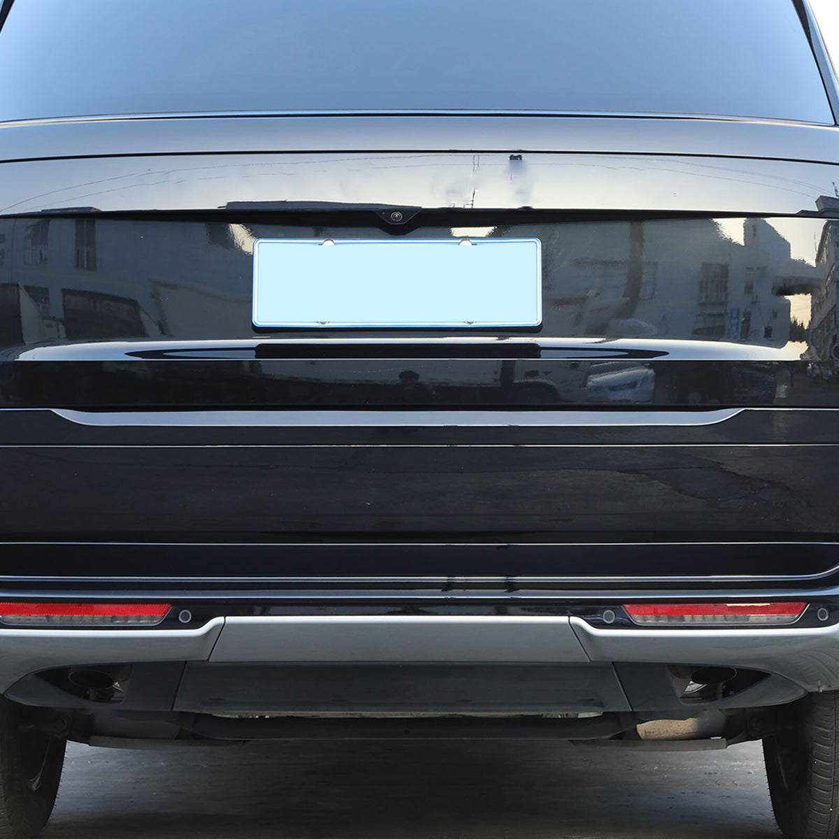 Glossy Black ABS Tailgate Trunk Handle Cover Trim For Range Rover Vogue 2023-24 16