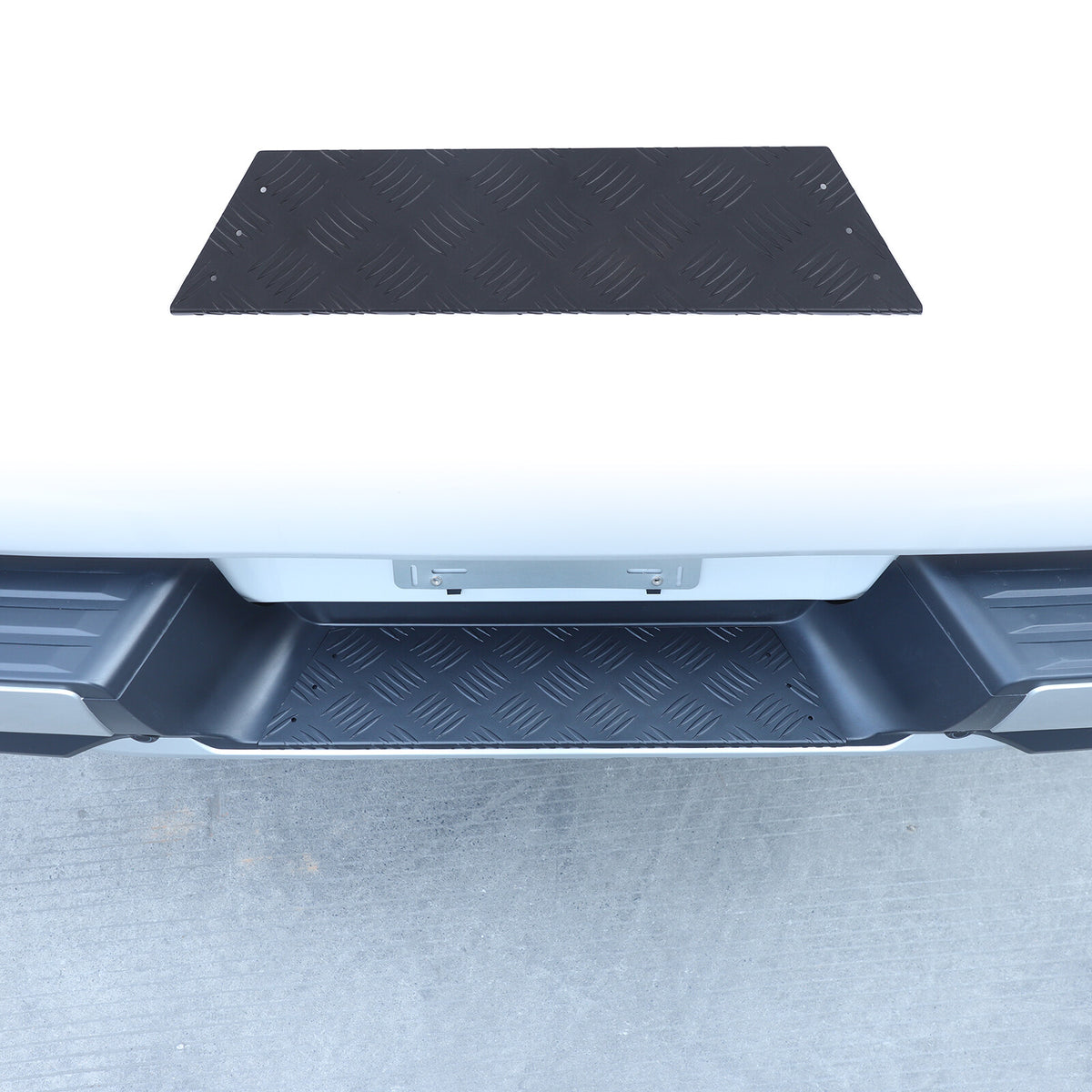 Black Alloy Rear Bumper Footrest Guard Plate For Mitsubishi L200 Triton 2019+ 2