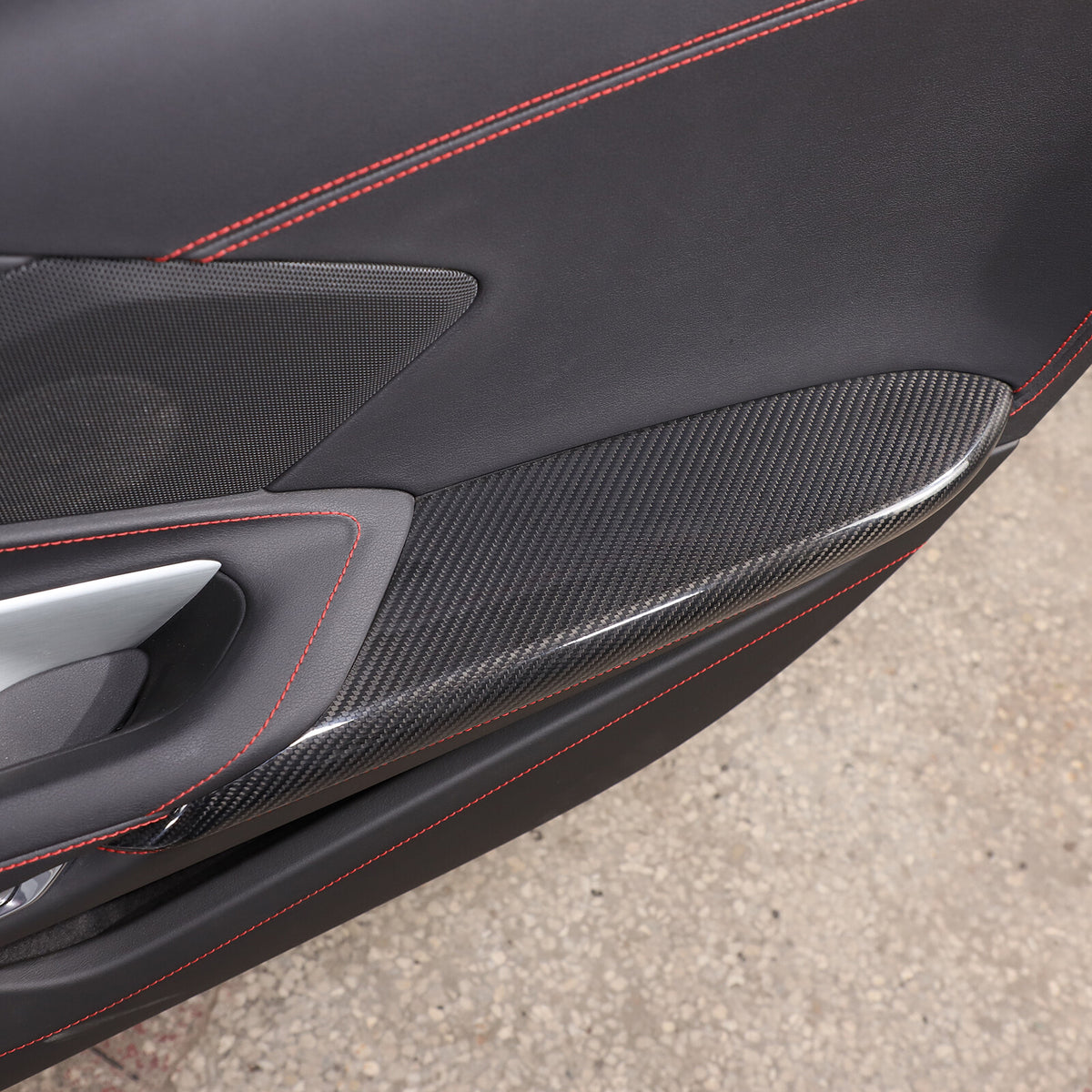 Dry Real Carbon Fiber Car Door Armrest Cover Trim For Corvette C8 Z51 Z06 20-26 5