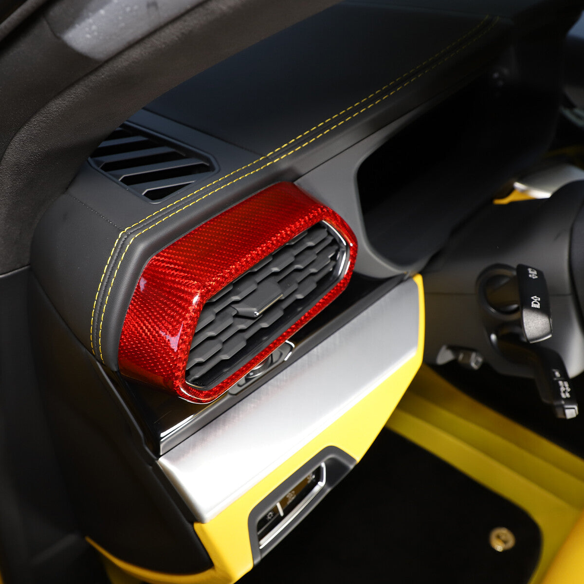 Red Carbon fiber Side Air Vent Outlet Cover Trim For Lamborghini URUS 2018-23 4