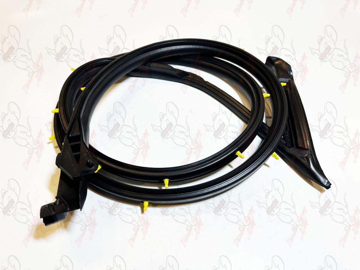 Nissan 180SX 240SX Silvia S13 Genuine Door Weatherstrip Right & Left Seals Set 8