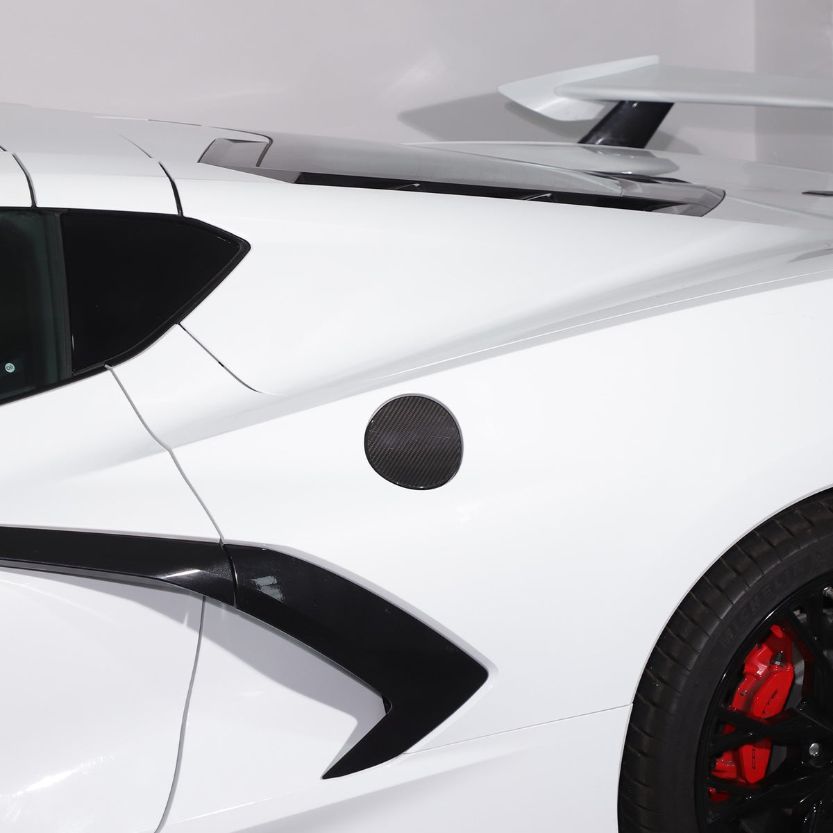 Replacement Real Carbon Fiber Fuel Tank Cap Cover For Corvette C8 2020+ 15