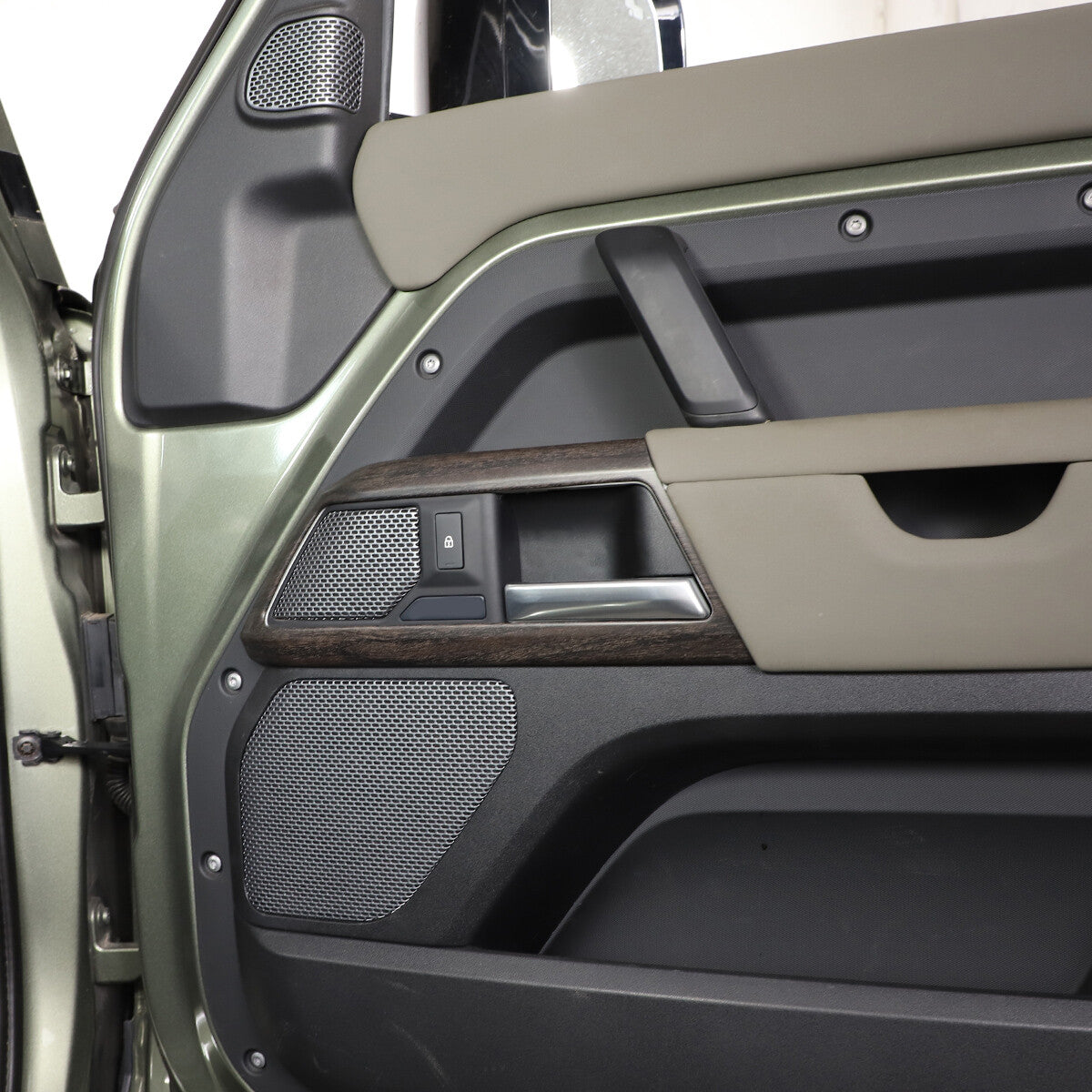ABS Oak Grain Inner Door Handle Frame Cover For Land Rover Defender 110 2020-21 4