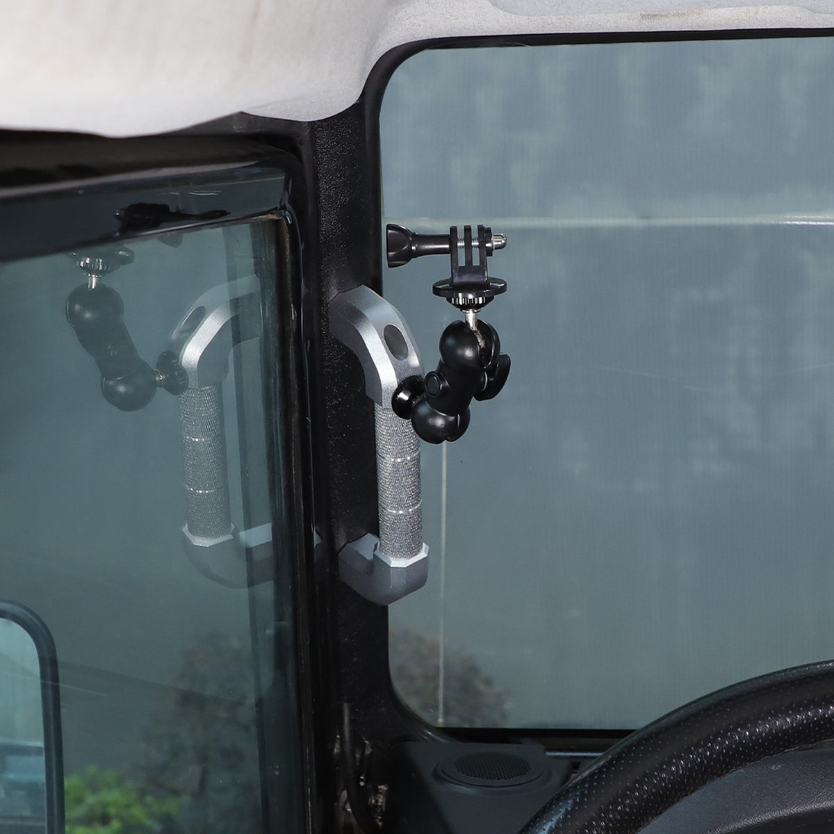 Silver Aluminum A-Pillar Handle W Cam Mount For LR Defender L316 2004-2018 12