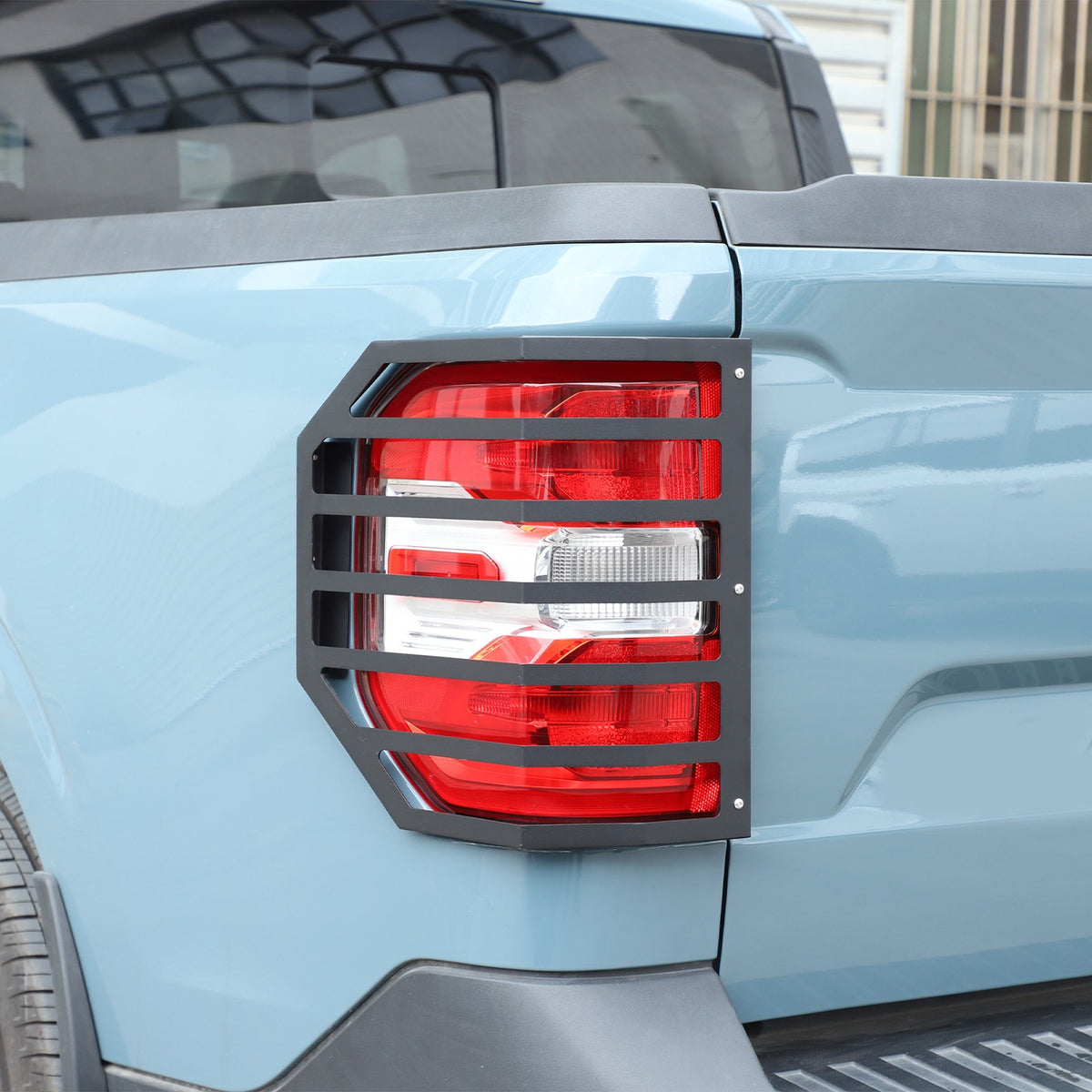 Mesh Carbon Steel Black Taillight Protection Cover Trim For Ford Maverick 2022+ 11