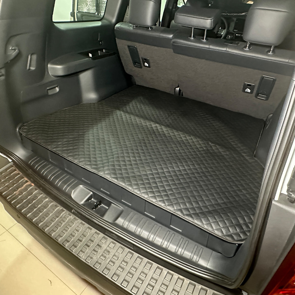 Cargo Trunk Tray Liner Rear Trunk Floor Mat For Toyota Land Cruiser LC250 24+ 3