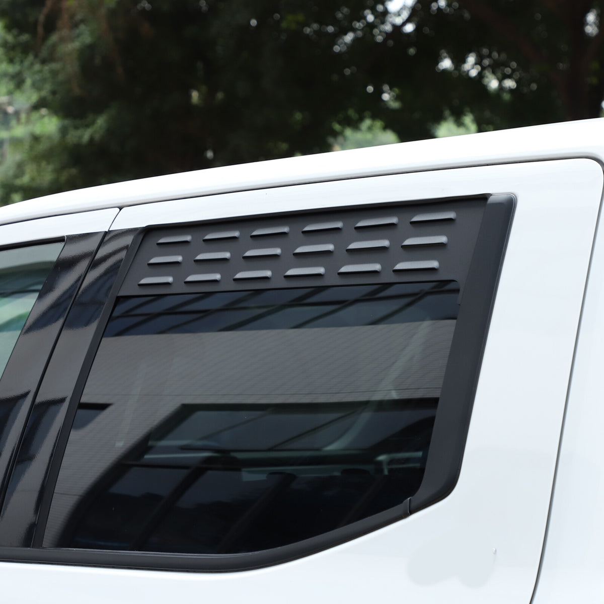 Black Alloy Wagon 2nd Row Door Window Vents Screen For Toyota Tundra 2022-23 US 6