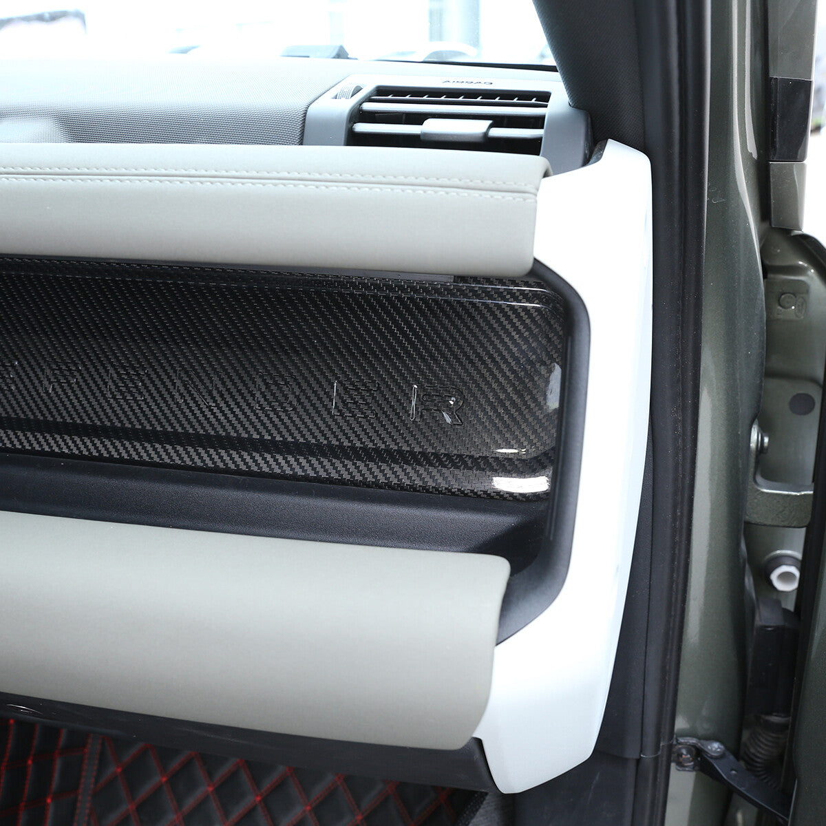 Real Dry Carbon Fiber Full Interior Trim Set For LR Defender 90 110 L663 20-23 98