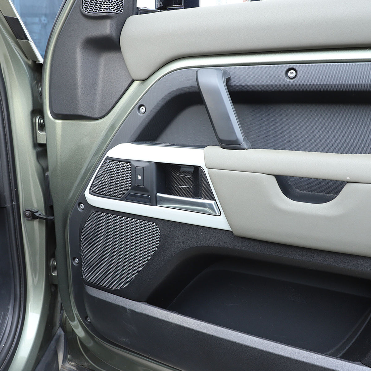 Real Dry Carbon Fiber Full Interior Trim Set For LR Defender 90 110 L663 20-23 207