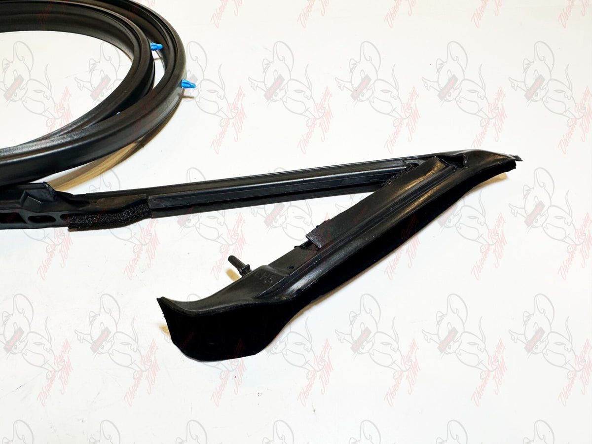 Nissan 180SX 240SX Silvia S13 Genuine Door Weatherstrip Right & Left Seals Set 14