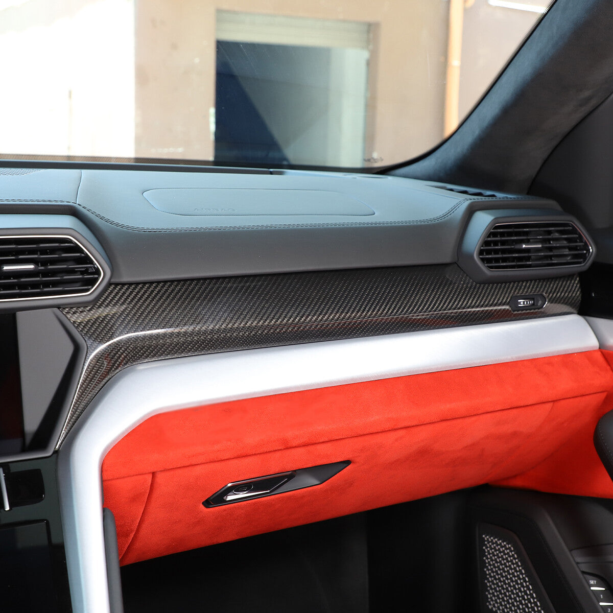 Real Carbon Firber Front Dashboard Strip Cover Trim For Lamborghini Urus 2018-23 3