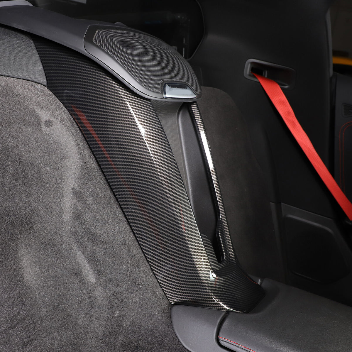 ABS Carbon Fiber Armrest & Waterfall Wireless Charger Cover For Corvette C8 20+ 20