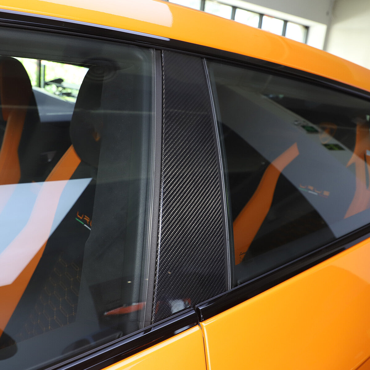 Real Carbon Fiber B-Pillar Panel Window Trim Cover For Lamborghini URUS 18-23 US 10