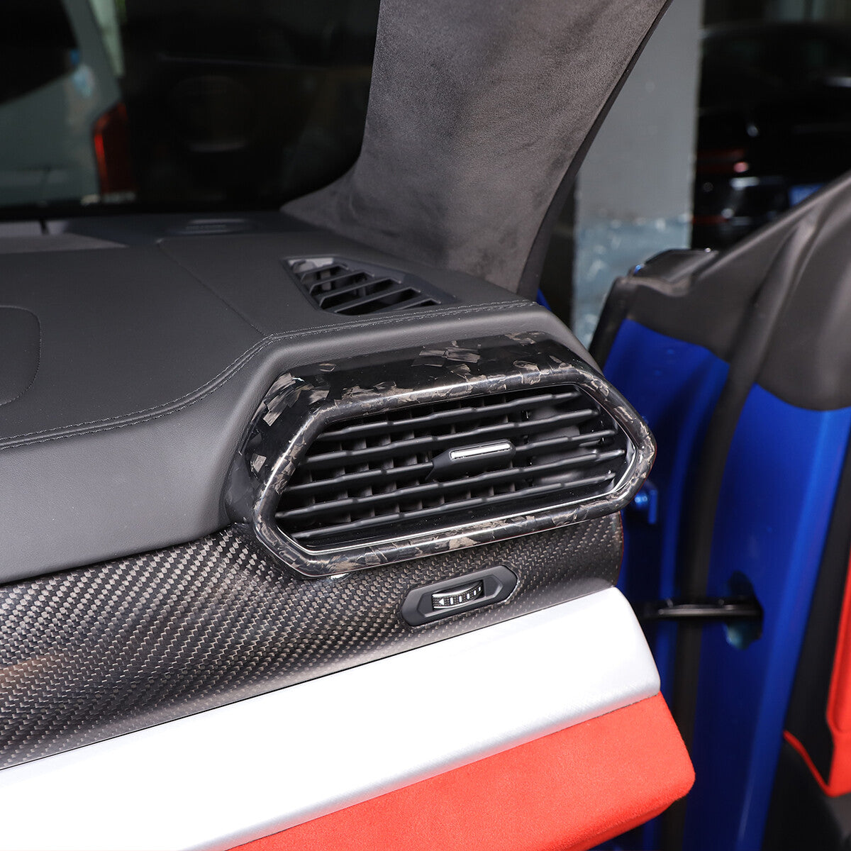 34 Styles Forged Real Carbon fiber Interior Trim Kit For Lamborghini URUS 18-23 - Variants 11-15 30