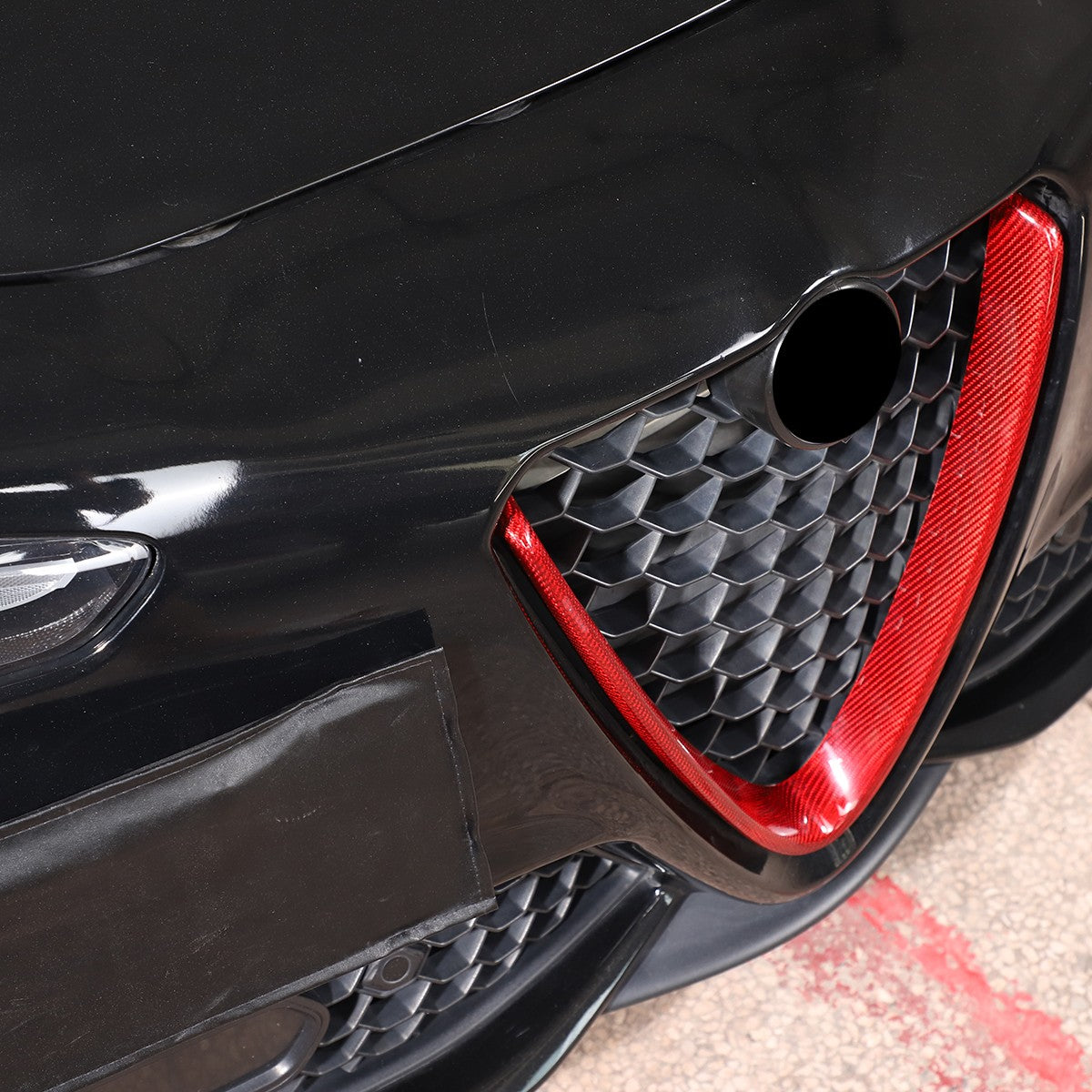 Red Real Carbon Fiber Grille V-Shape Trim Frame For Alfa Romeo Giulia 2017+ US 4