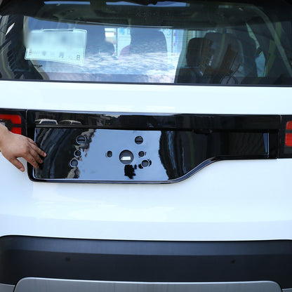 Glossy Piano Black Rear License Plate Base Trim For LR5 Discovery 5 L462 17+ US 6
