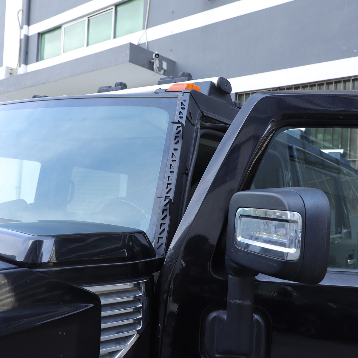 Black Steel A-Pillar LED Light Bar Mount Bracket For Hummer H2 2003-2009 10