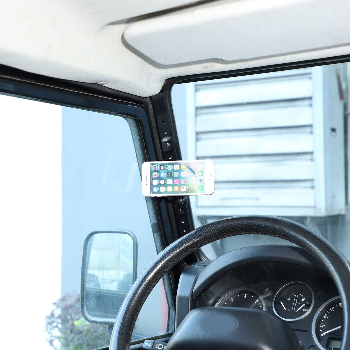 Black Magnetic A-Pillar Mount Bracket For Land Rover Defender L316 2004-2018 18
