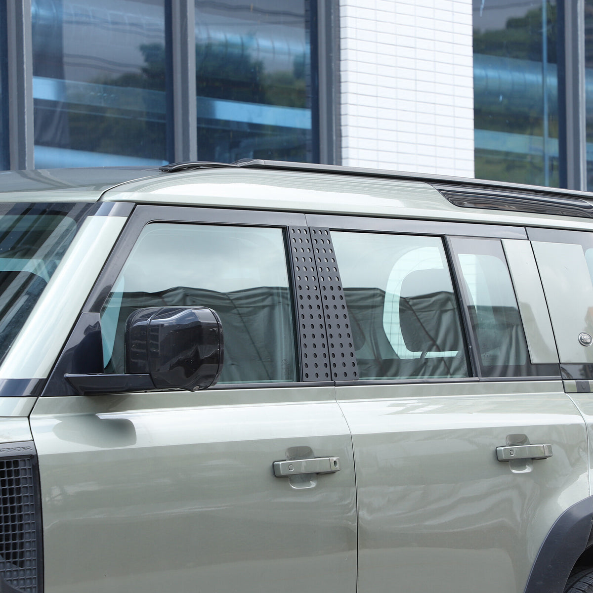 Black Aluminum Window Center Pillar Trim Panel For Land Rover Defender 2020-23 4
