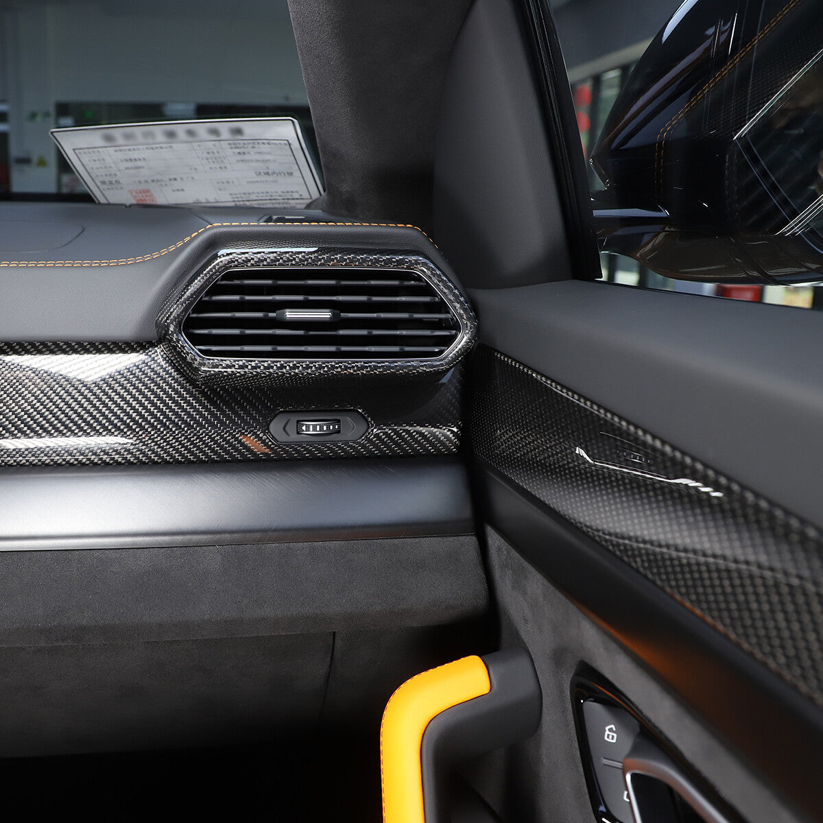 2pcs real carbon fiber side air outlet frame trim For Lamborghini URUS 18-23 US 13