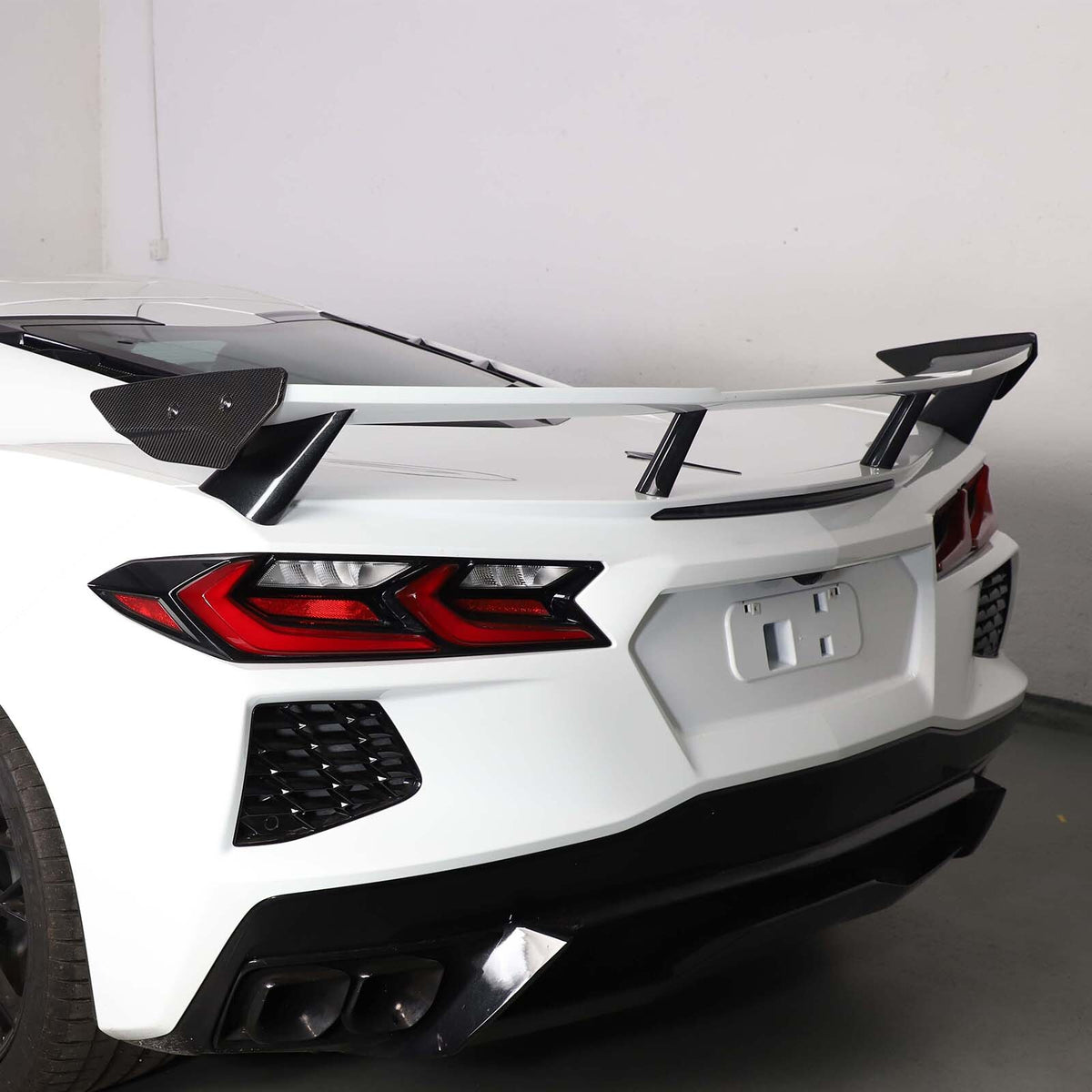 Real Carbon Fiber Replacement Rear Tail Trunk Lid Cover For Corvette C8 20+ US 20