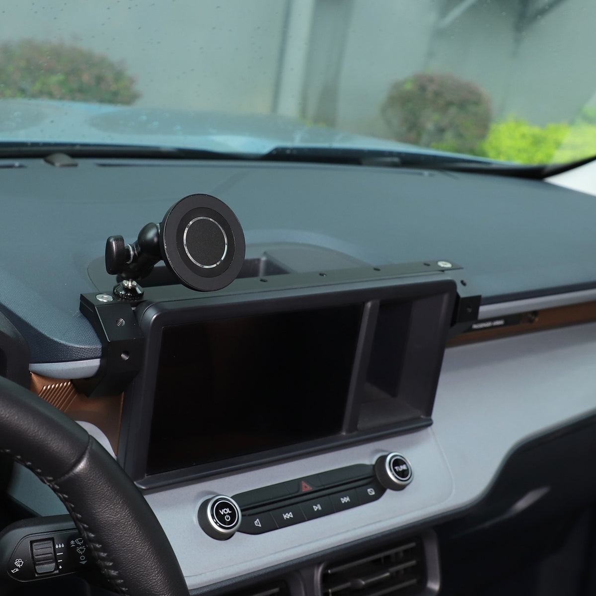 Magnetic Screen Navigation Cell Phone Mount Holder Bracket For Ford Maverick 22+ 7