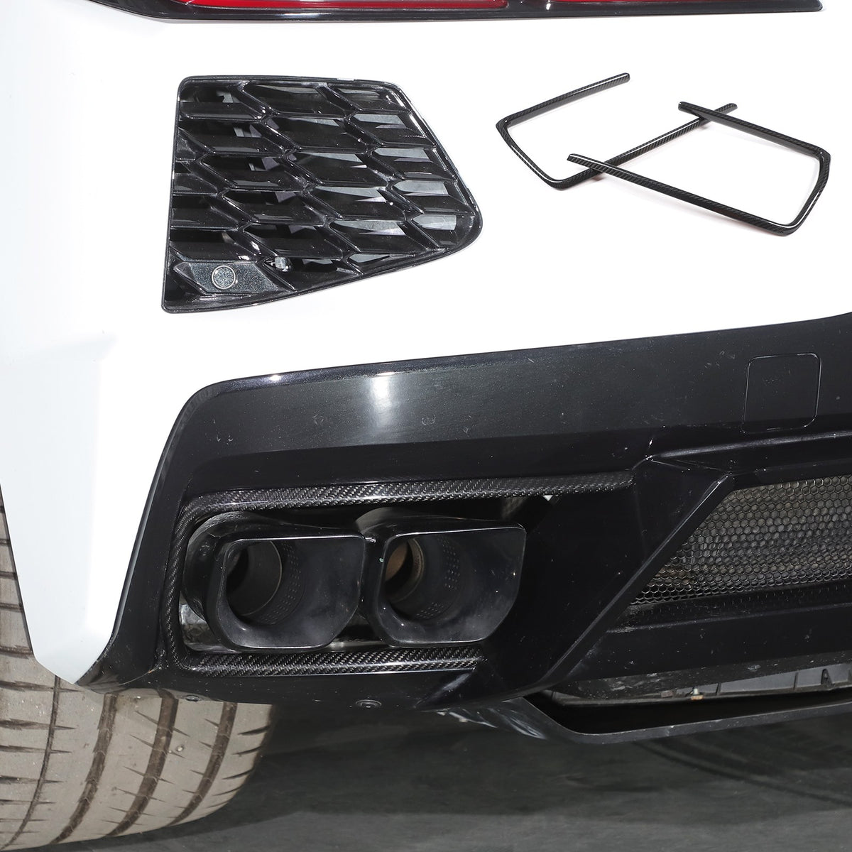Real Dry Carbon Fiber Rear Tailpipe Trim Ring Cover For Corvette C8 2020+ 2