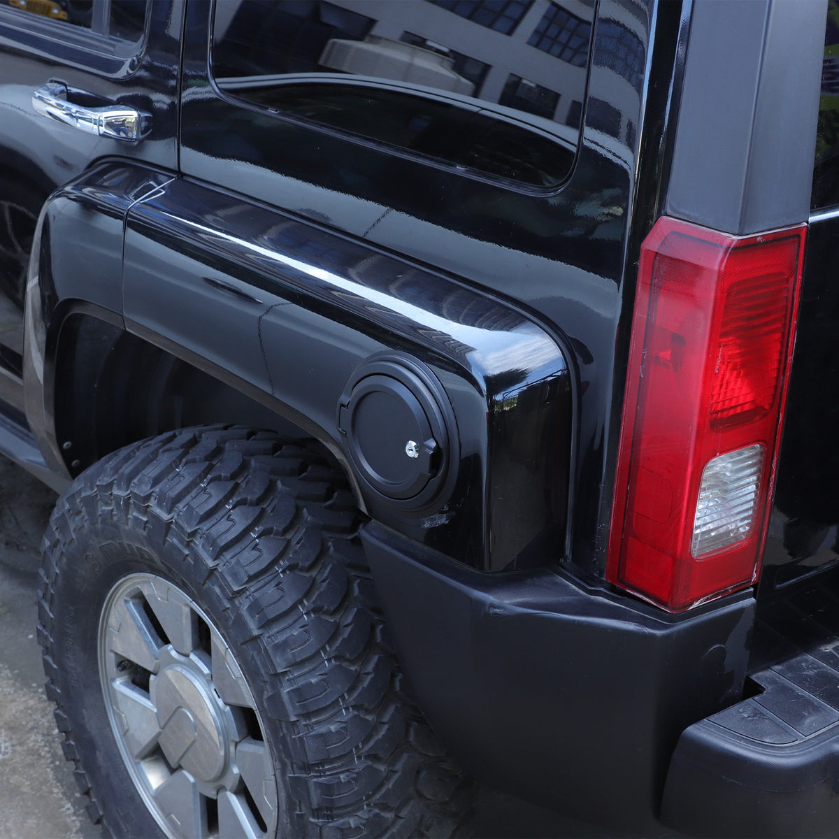 ABS+Aluminum Fuel Tank Lock Cover Trim Cap For Hummer H3 2005-2009 13