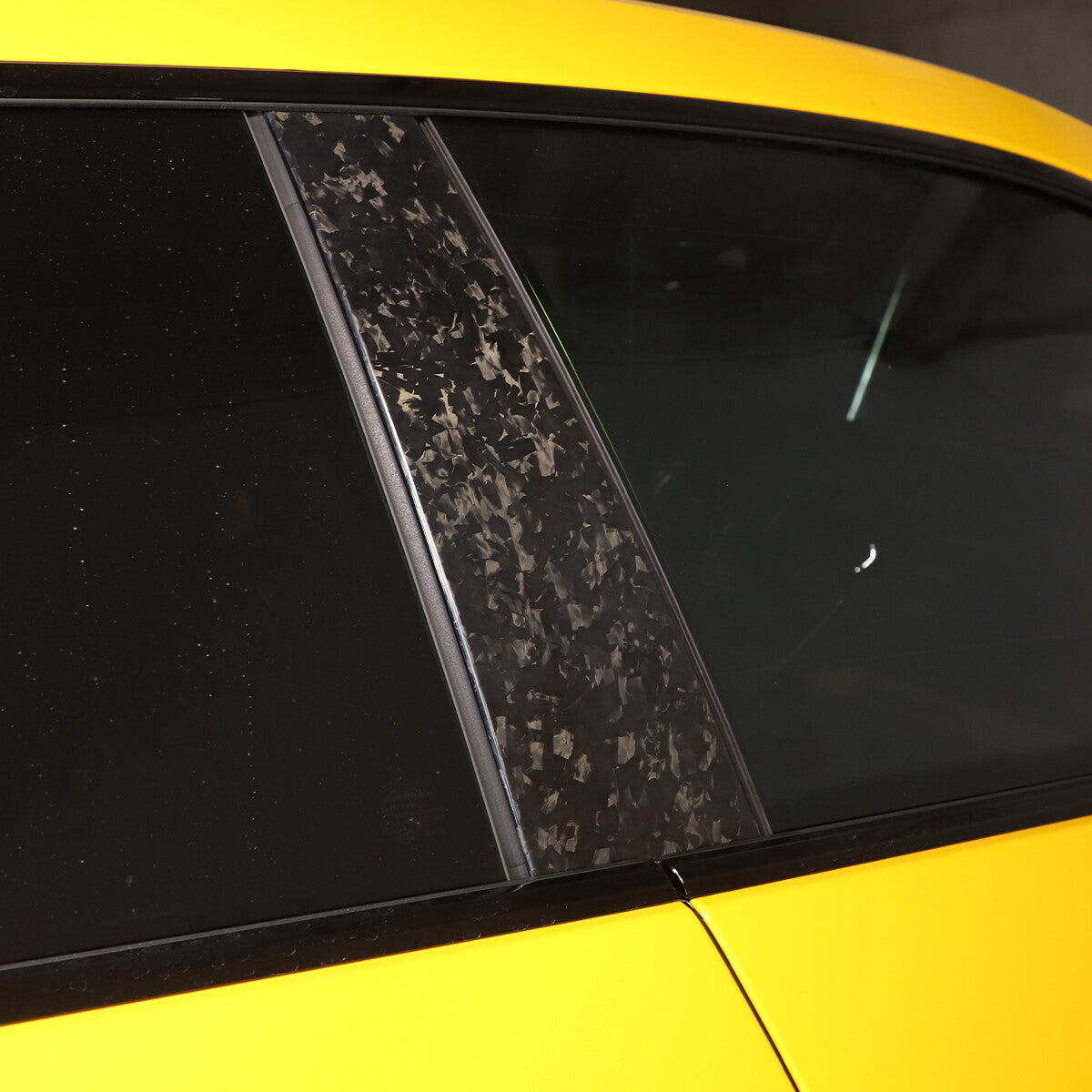 Forged Carbon Pillar Posts Door Window Trim Cover For Lamborghini URUS 2018-23 3